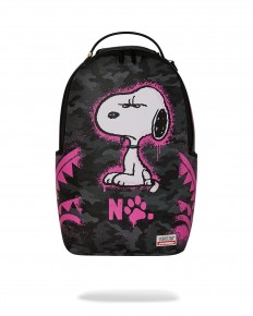 לצפייה במוצר תיק גב Sprayground X Peanuts – מהדורת Snoopy גראפיטי והסוואה